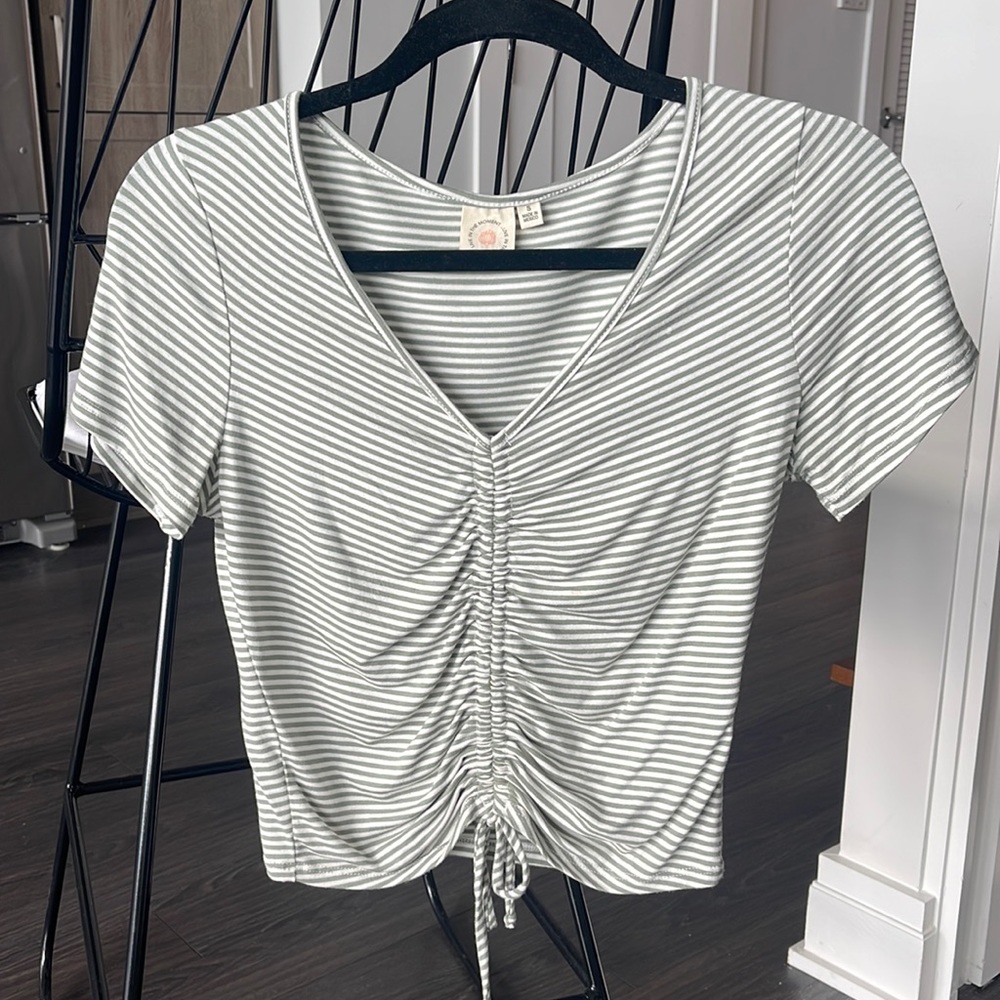 Green and white striped tee
